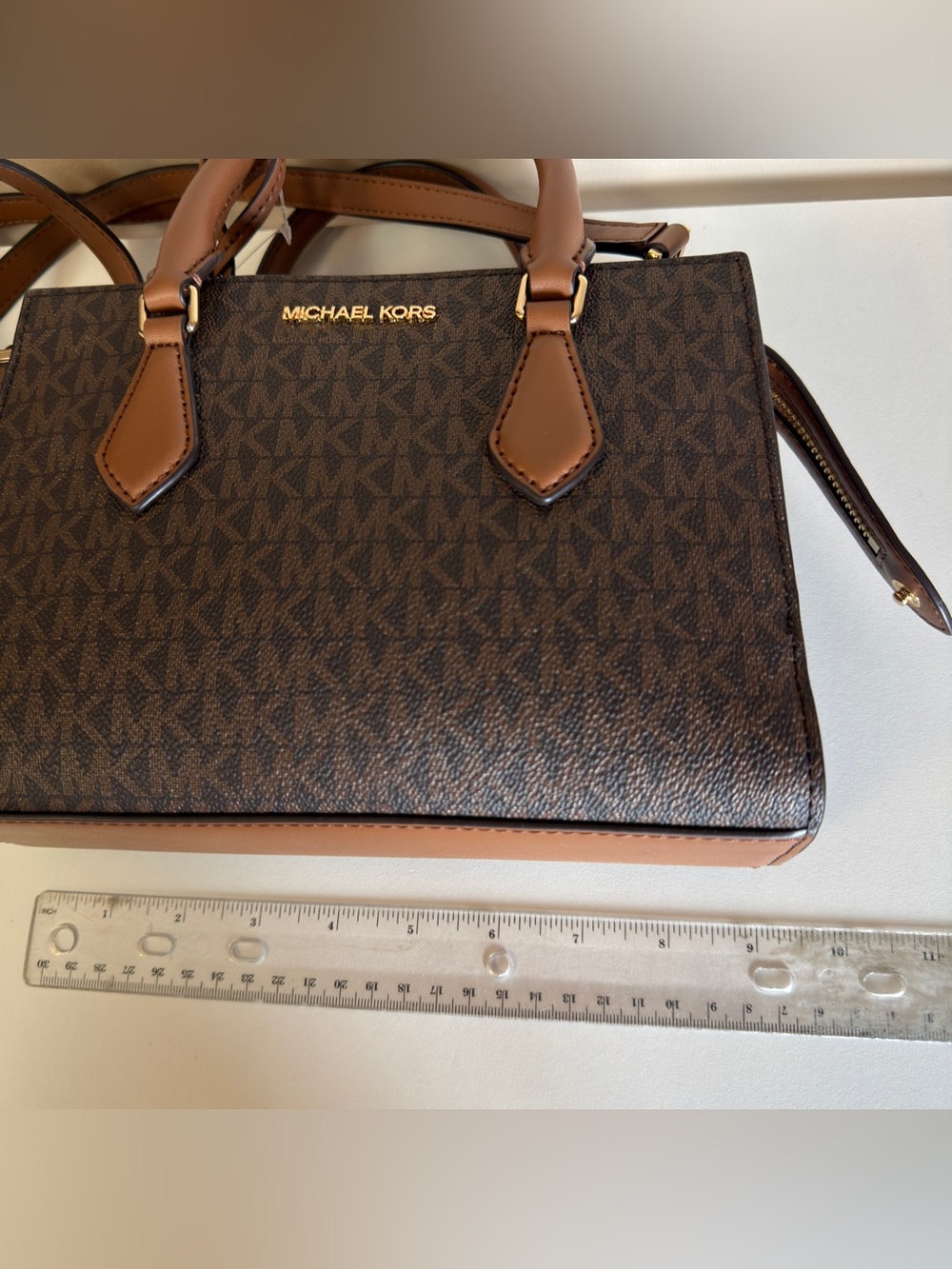 Michael Kors SHEILA SM CZ SATCHEL - Picture 8 of 9